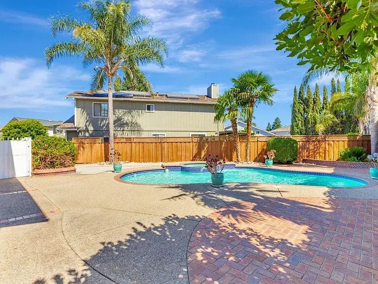 Pool view 1 - 1206 Sycamore Ct