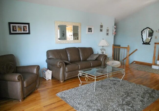 Building Photo - 19 Berglund Ave