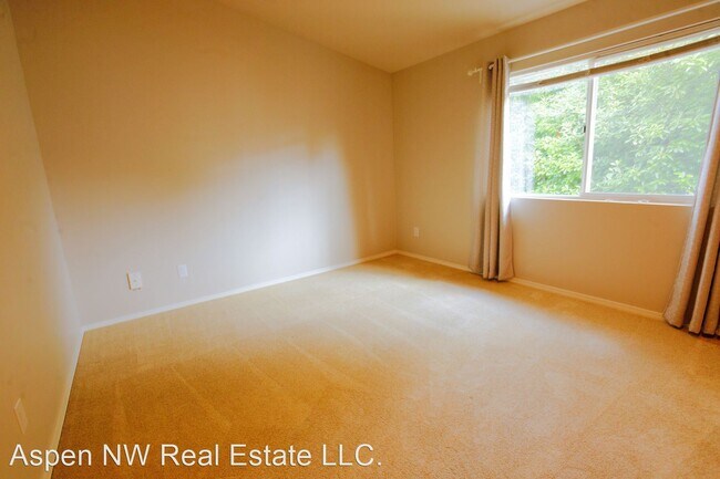 Building Photo - 2 br, 1.5 bath House - 451 S 328th Street B10