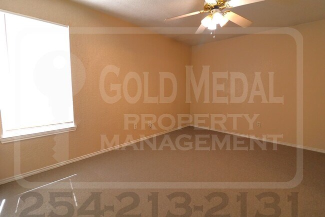 Building Photo - 3412 Cantabrian Dr