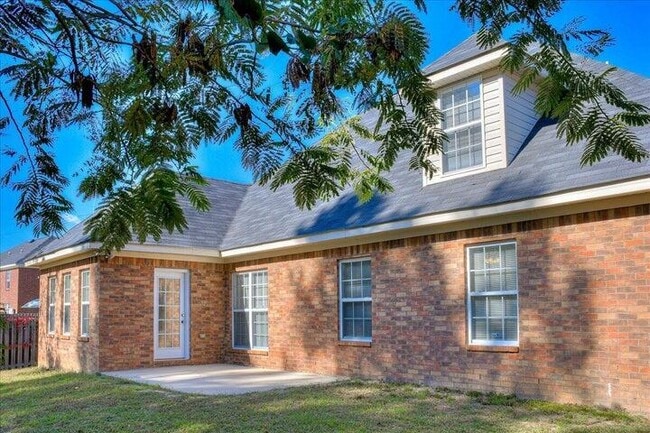 Building Photo - 7505 Senators Dr