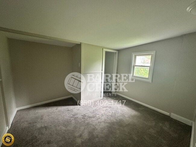 Building Photo - 115 Robertson Ln