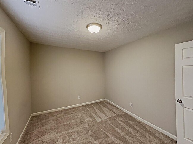 Building Photo - 540 Cherokee Overlook Ct