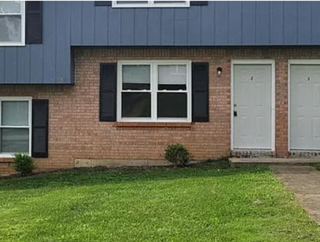 Building Photo - 154 Landings Dr