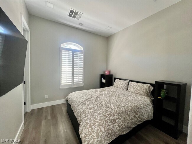 Building Photo - 11544 Bohemian Forest Ave