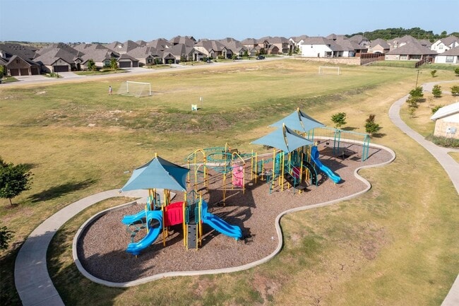 Building Photo - Resort-Style Living in the Award-Winning Morningstar Community!