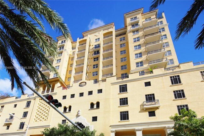 Building Photo - 1607 Ponce de Leon Blvd