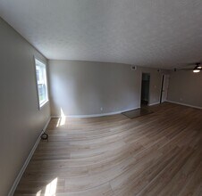 Building Photo - {MA3101}  COMPLETELY RENOVATED. Available ...