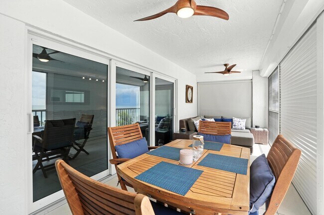 Building Photo - 9517 Gulf Shore Dr