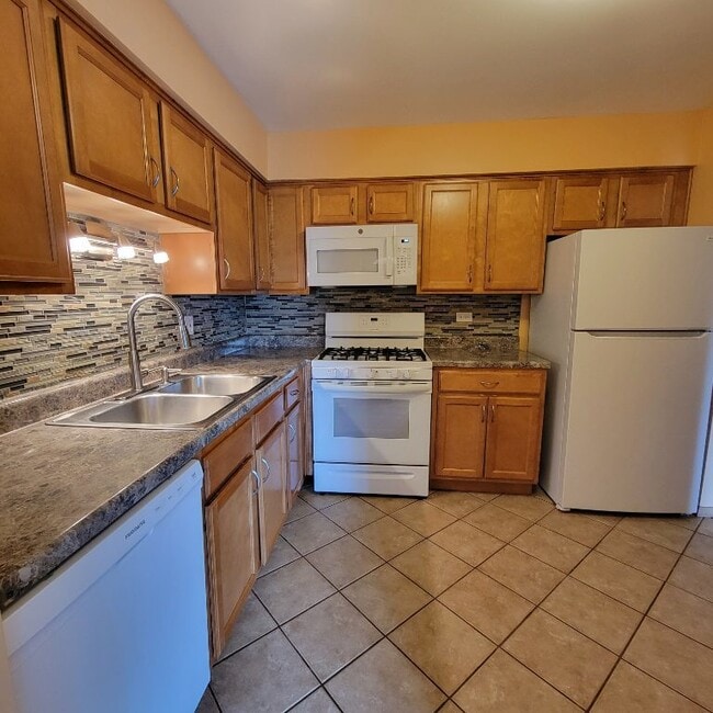 Building Photo - 1732 Harrow Ct