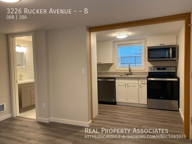 Building Photo - 3226 Rucker Ave