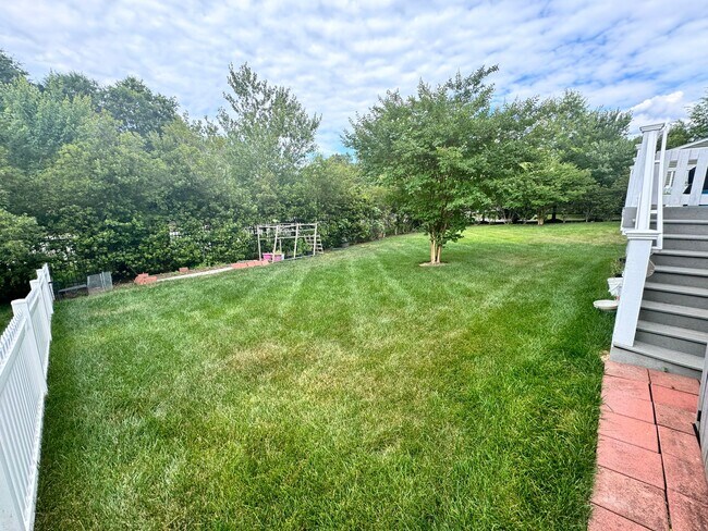 Building Photo - 3004 Hunton Cottage Ln