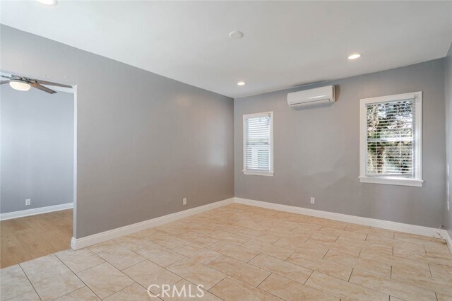 Building Photo - 1049 Western Ave