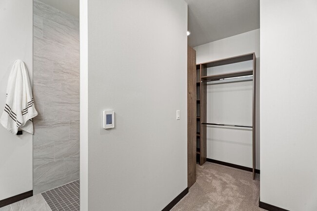 Building Photo - New Townhome For Rent