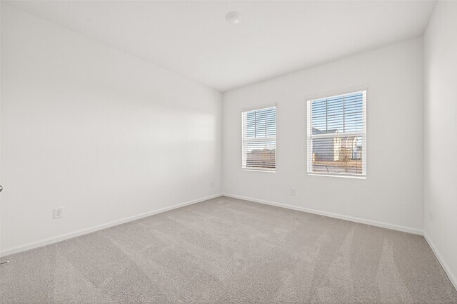 Building Photo - 1092 Sunlit Cir