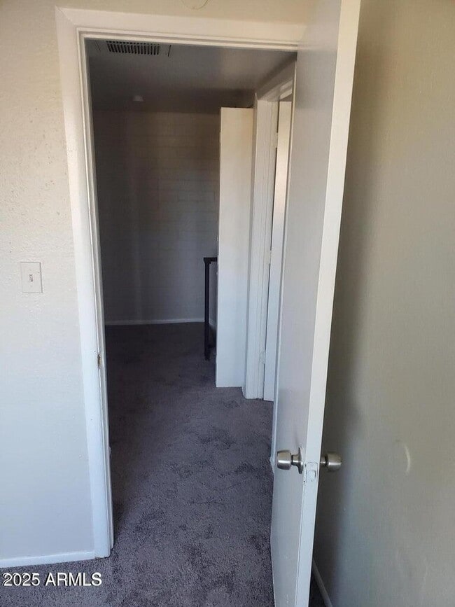 Building Photo - 4236 S 46th Pl