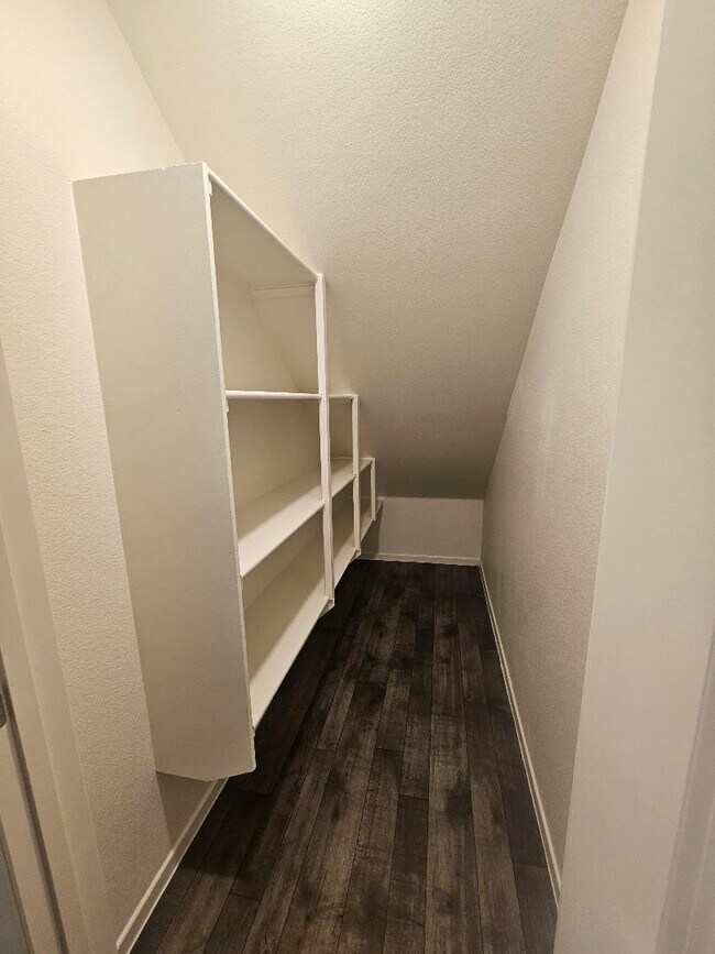 Building Photo - 1138 Meadow Sparrow Pl