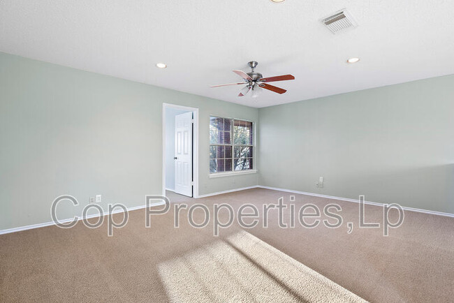 Building Photo - 18607 Redriver Trail