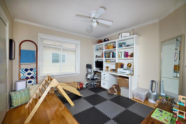 Building Photo - 10865 Bonjon Ln