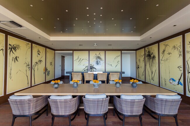 Building Photo - Surround Yourself in Luxury! Symphony Honolulu!