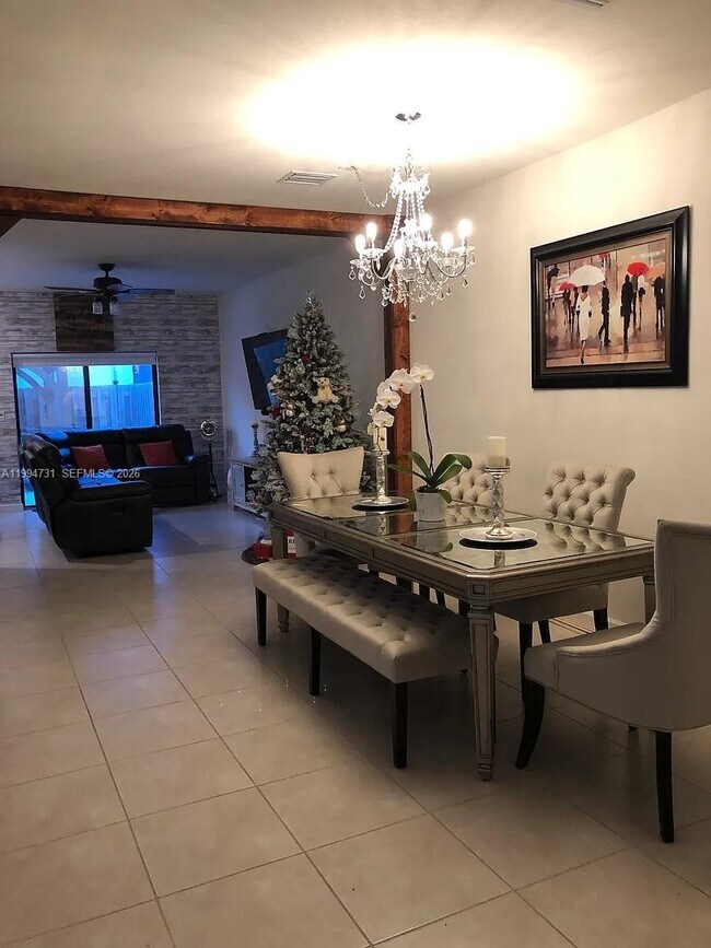 Building Photo - 11508 SW 248th Ln