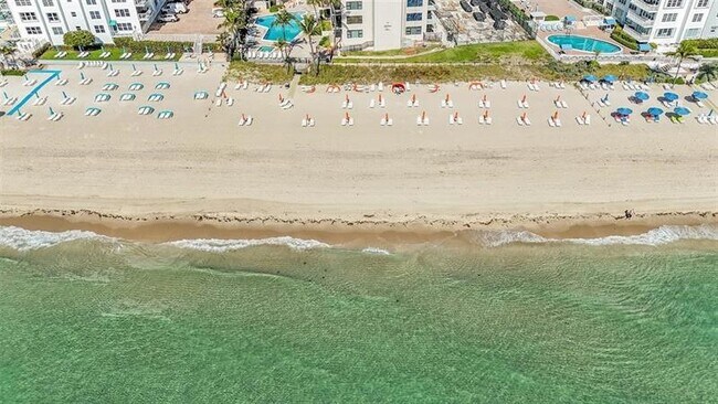 Building Photo - 3800 Galt Ocean Dr
