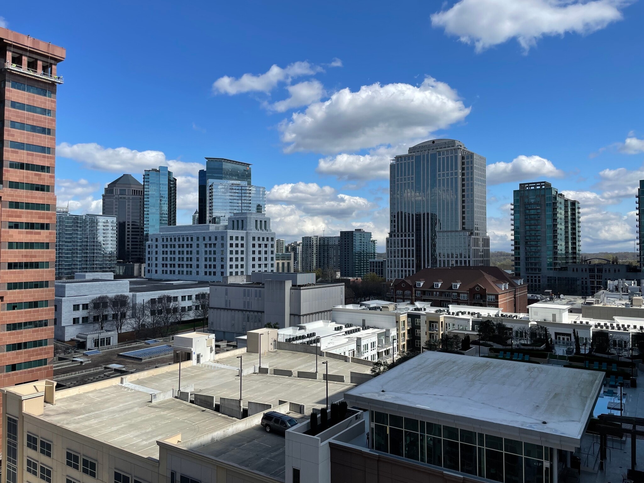 Building Photo - 950 W Peachtree St NW