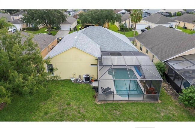 Building Photo - 135 Langham Dr