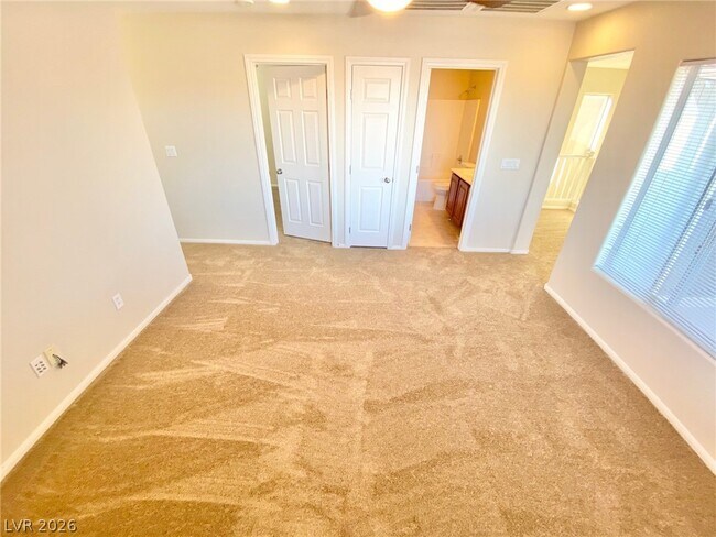 Building Photo - 8569 Rhamus Ct