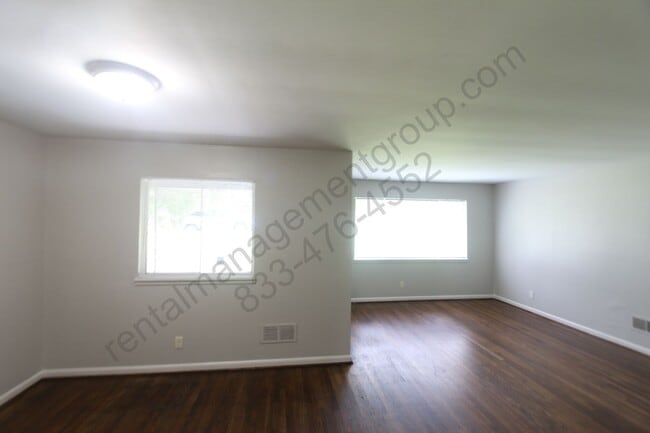 Building Photo - New On The Market!  Better Hurry To See Th...