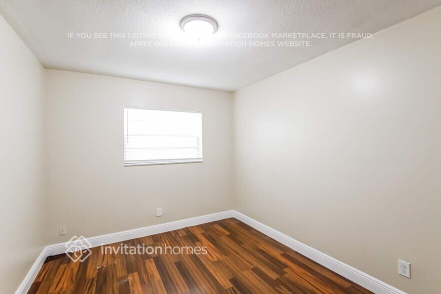 Building Photo - 6700 NW 22nd Ct