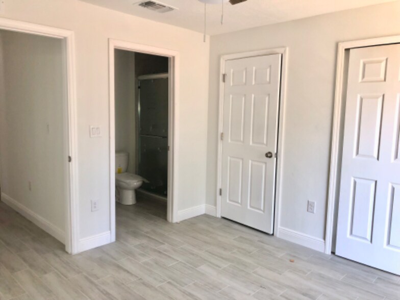 Building Photo - 440 Dora Ave