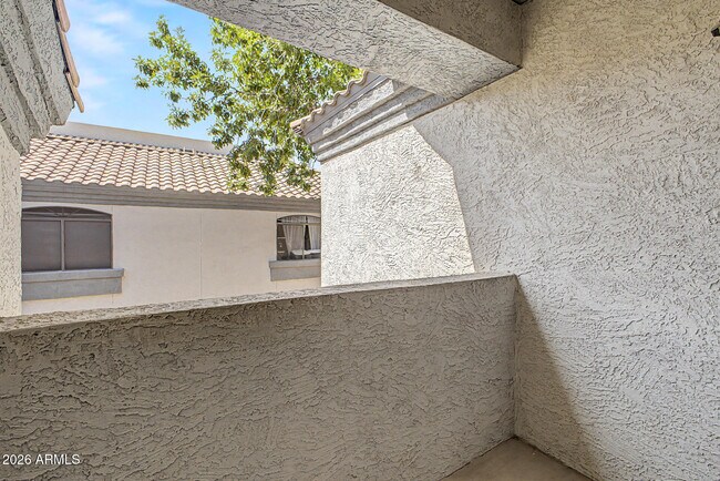 Building Photo - 15095 N Thompson Peak Pkwy
