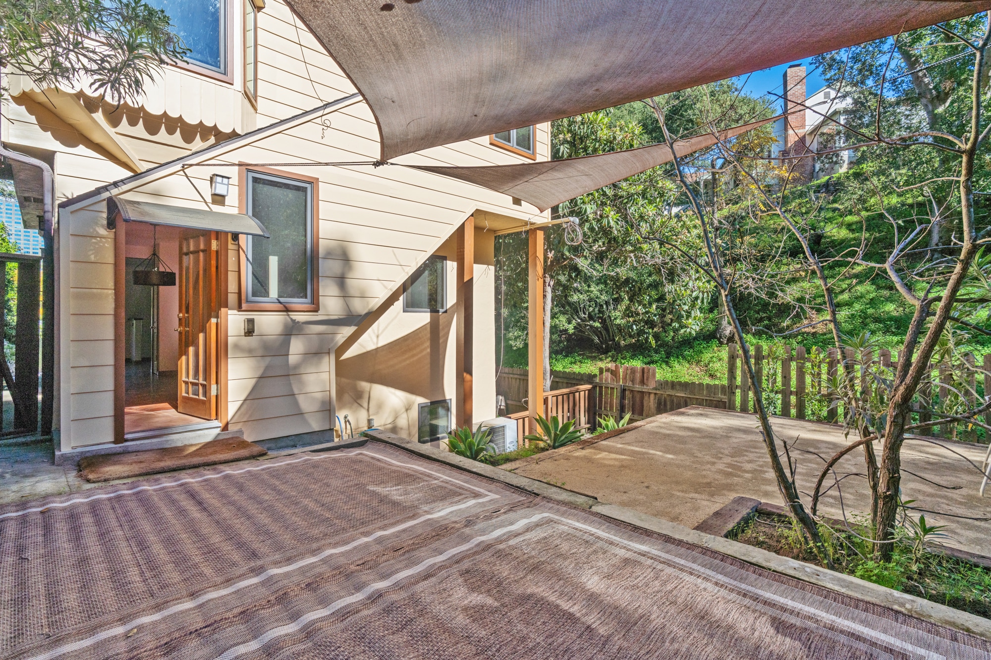 Building Photo - 3705 Fredonia Dr