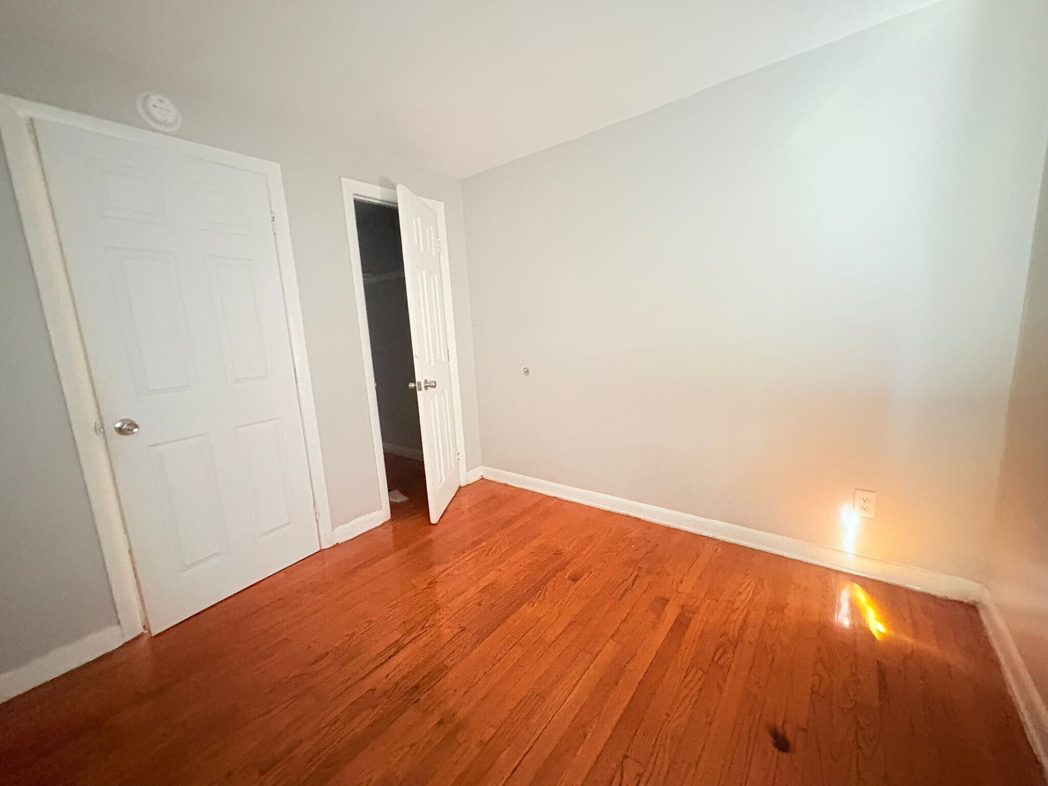 Building Photo - 6 Kilborn St