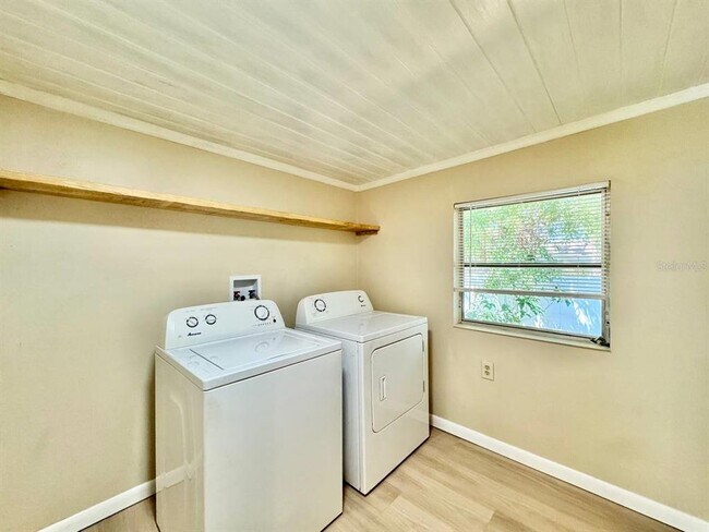 Building Photo - 3511 Bishop Eddie Newkirk Wy