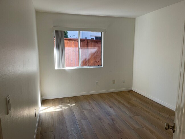 Building Photo - 1780 Blackbird Cir