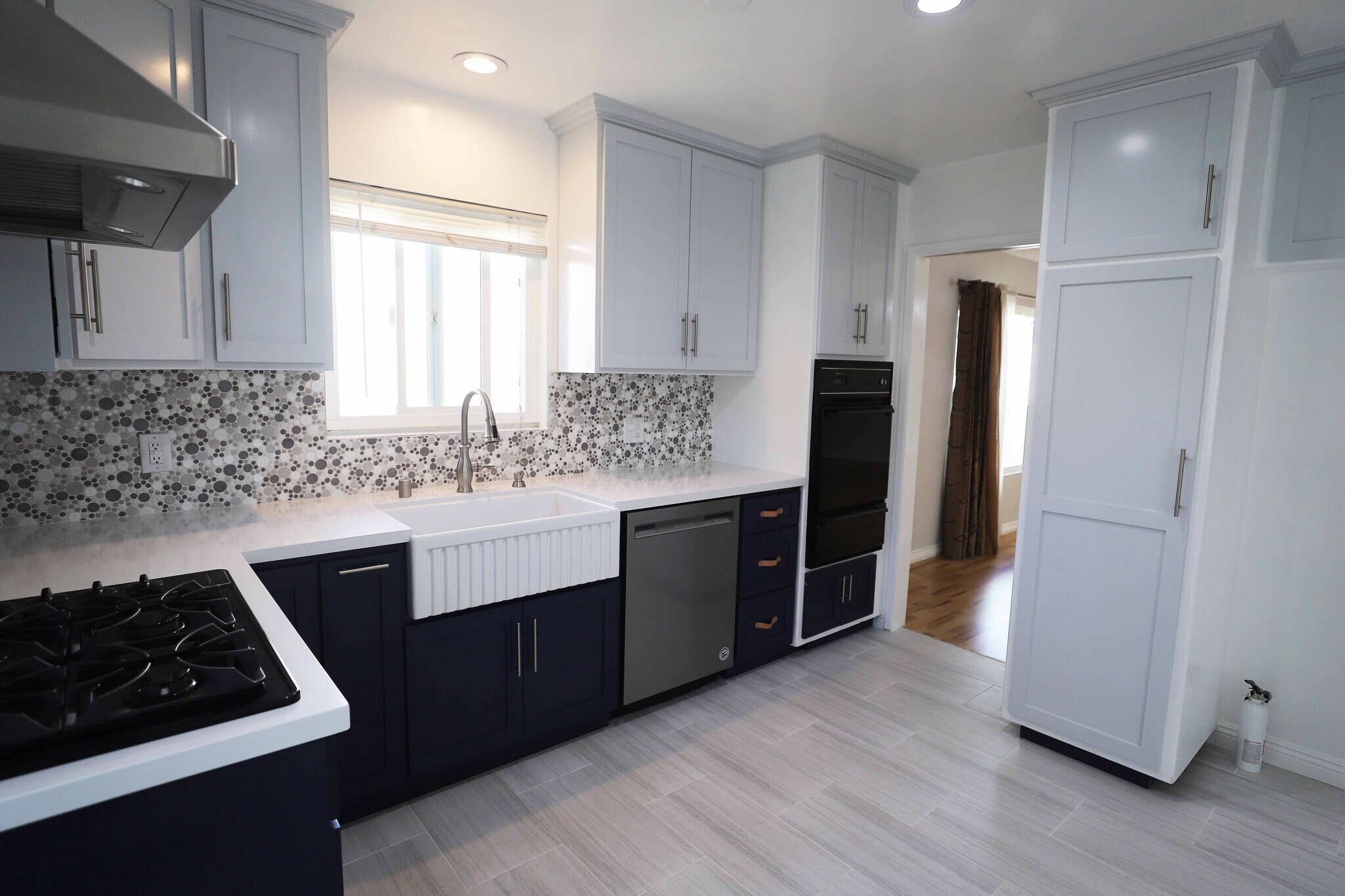 Building Photo - 1025 S Sherbourne Dr