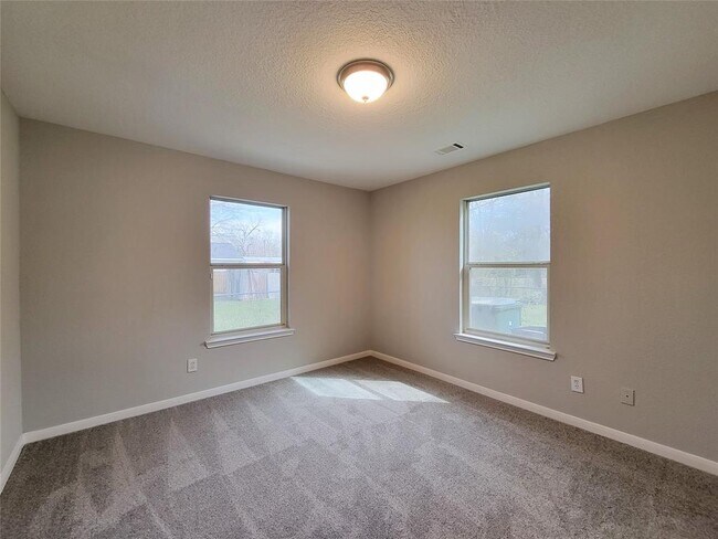 Building Photo - 617 Avenue I