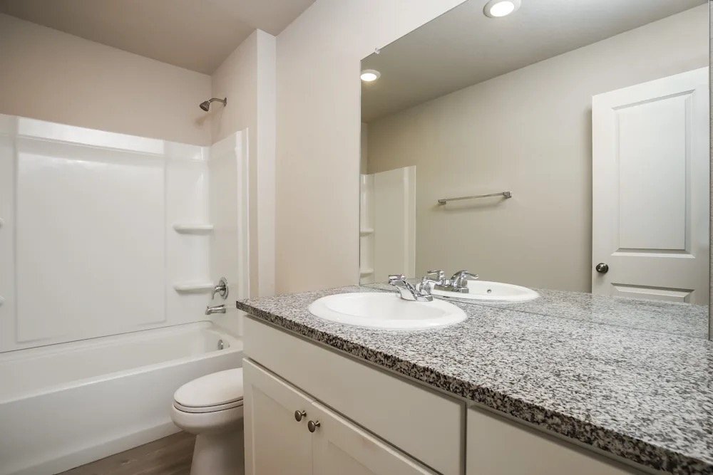 Building Photo - 5735 Leon Pl