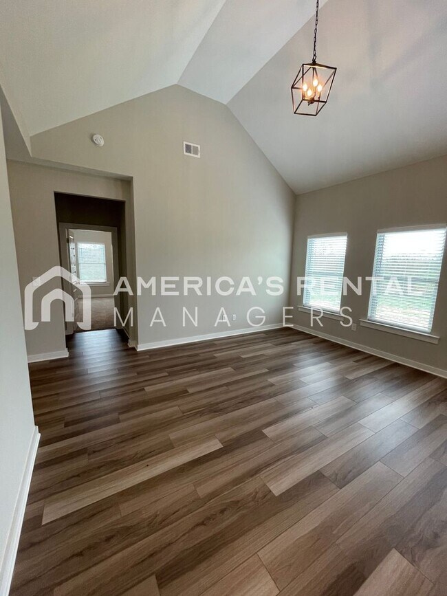 Building Photo - Home for Rent in Eastaboga, AL!!! Availabl...