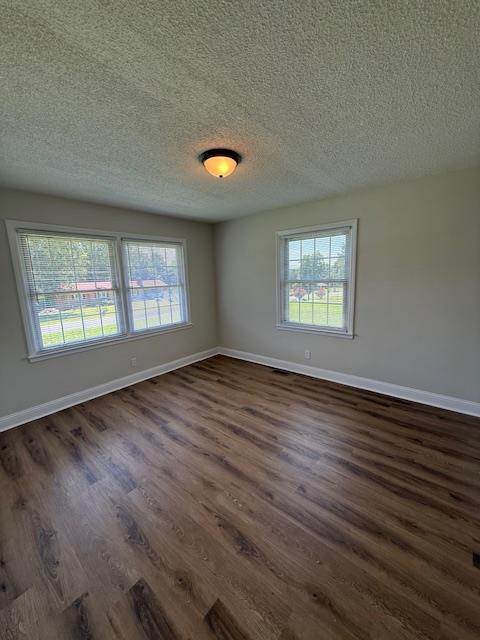 Building Photo - 5590 Merle Dr
