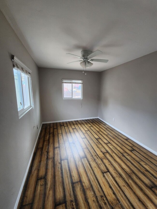 Building Photo - Quaint 1 Bedroom in Encinitas