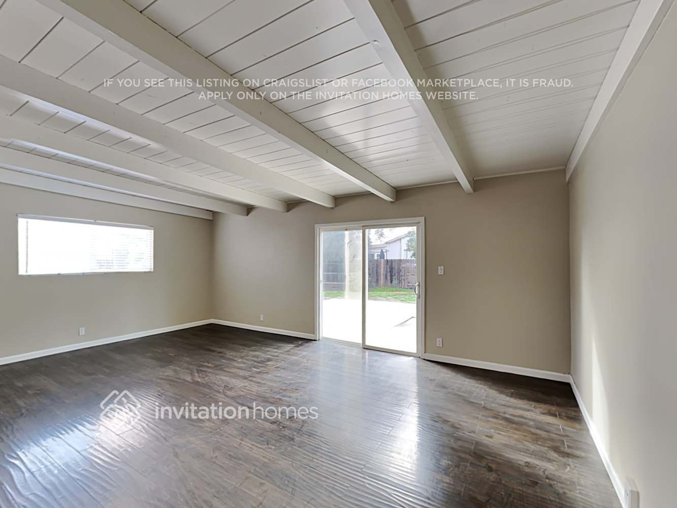 Building Photo - 8839 Quartz Ave