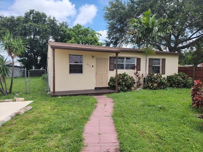 Building Photo - 2971 NW 160th St