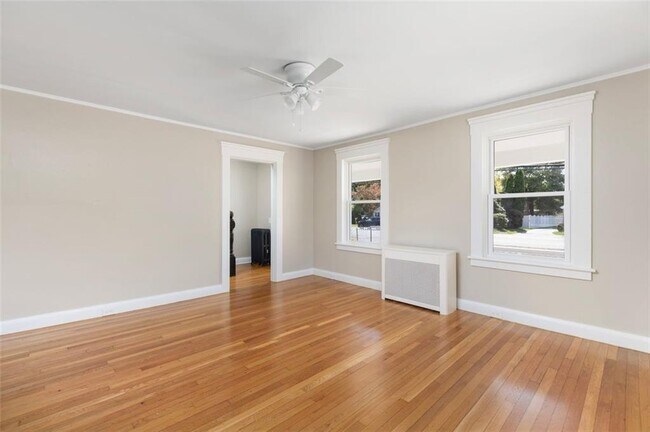 Building Photo - 3461 Kingstown Rd