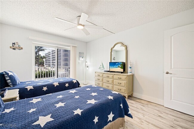 Building Photo - 25740 Hickory Blvd