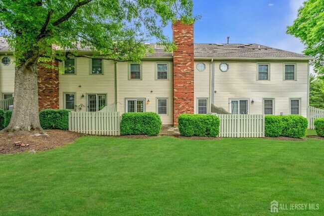 Building Photo - 31 Fair Acres Ct