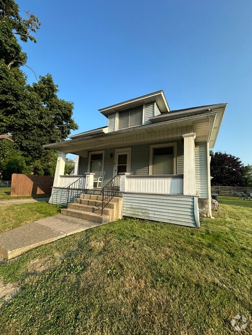 Building Photo - 70 Miller Ave