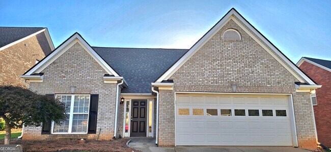 Building Photo - 1055 Livery Cir